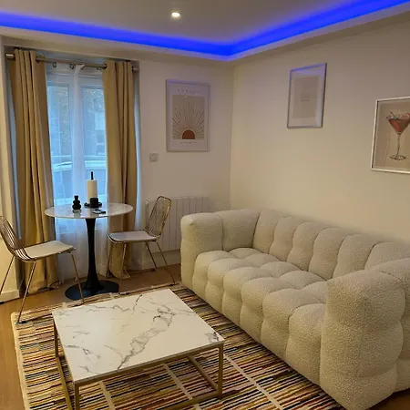 Holiday home Raffinement Absolu Saulx-les-Chartreux